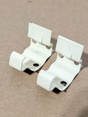 Levolor Mini Honeycomb Blind Mounting Brackets - 1 Pair, Cream/Off-White